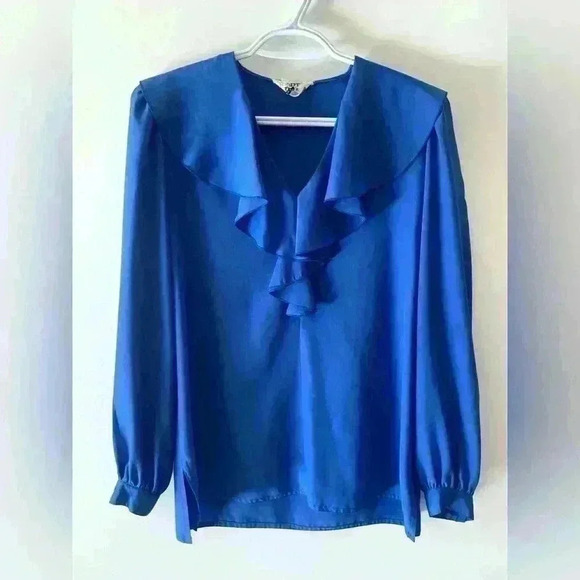 VINTAGE PORTS Ruffle  Neck Blouse - Picture 2 of 5